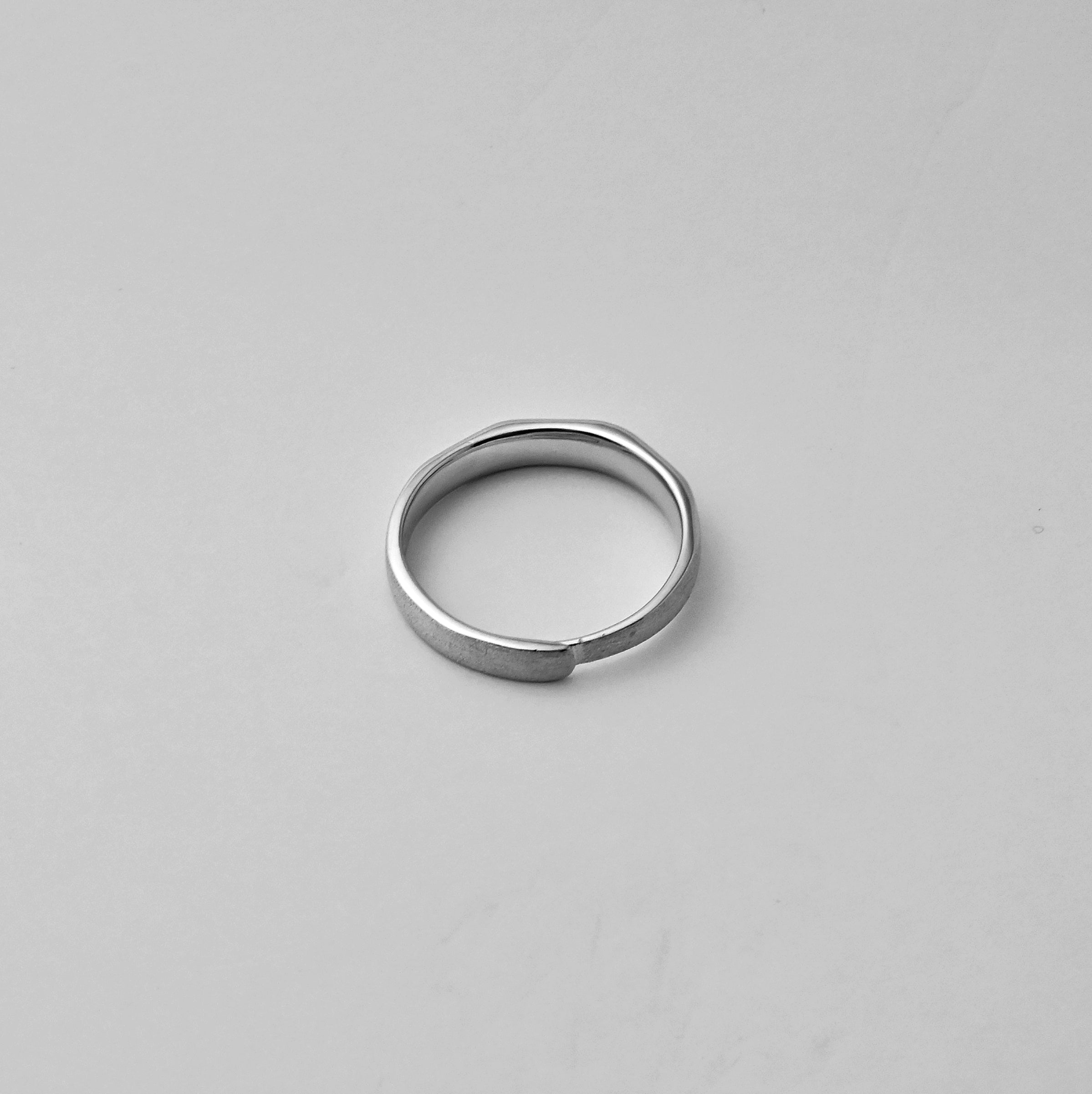 925 Silver Simple Moon Ring