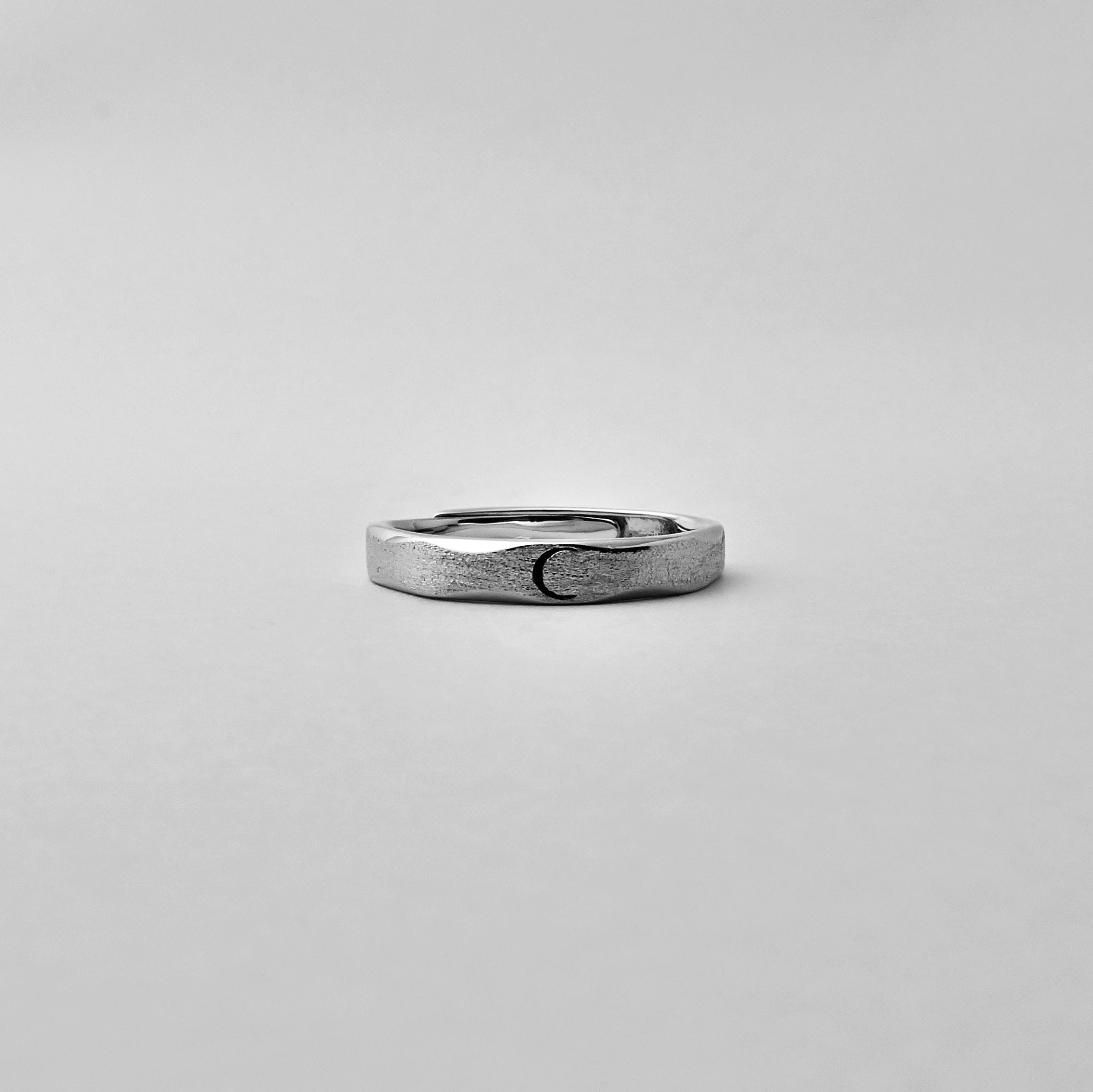 925 Silver Simple Moon Ring