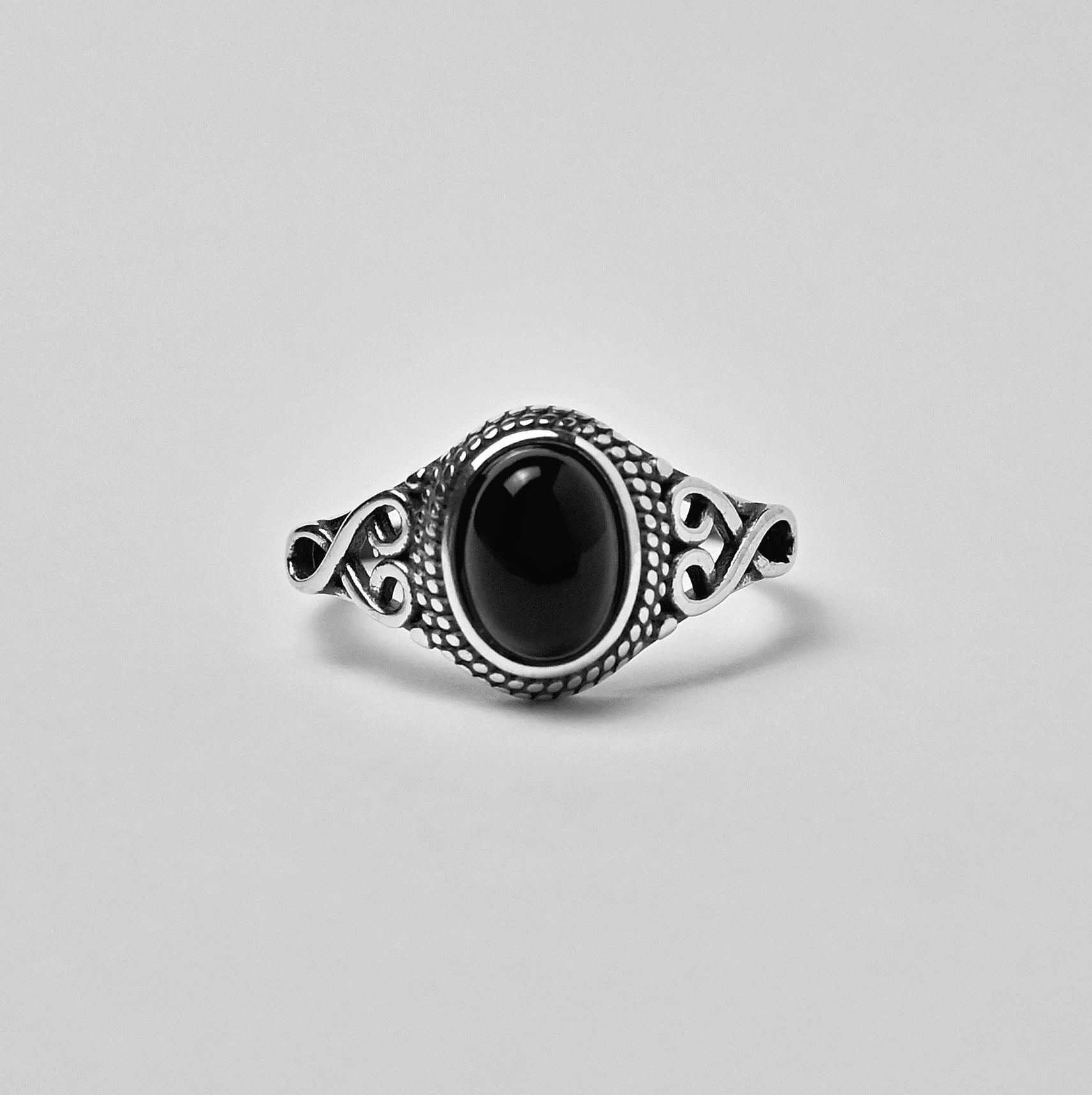 925 Silver Oval Black Onyx Vintage Ring