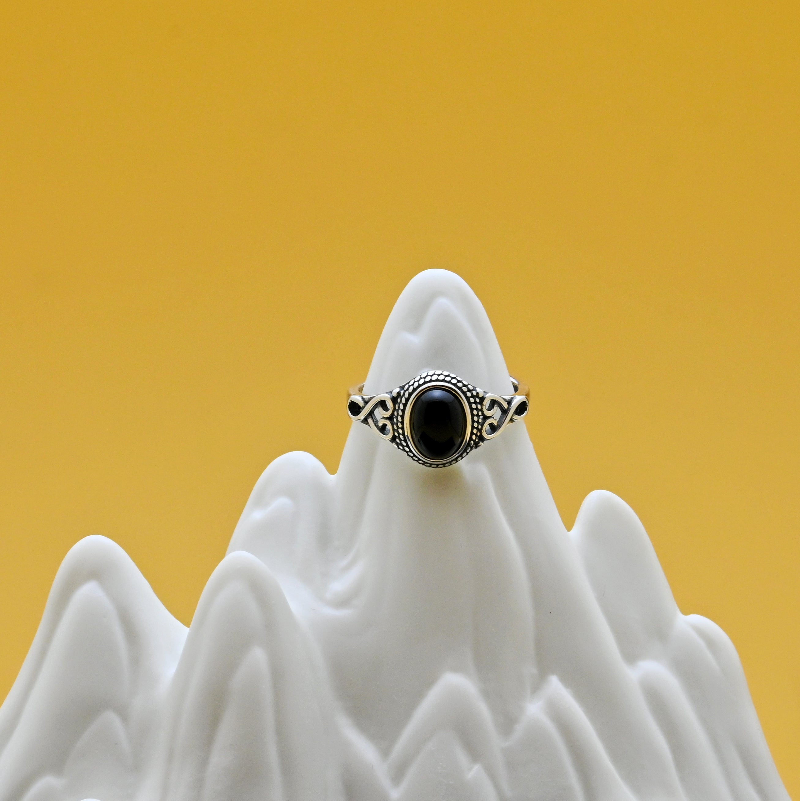 925 Silver Oval Black Onyx Vintage Ring