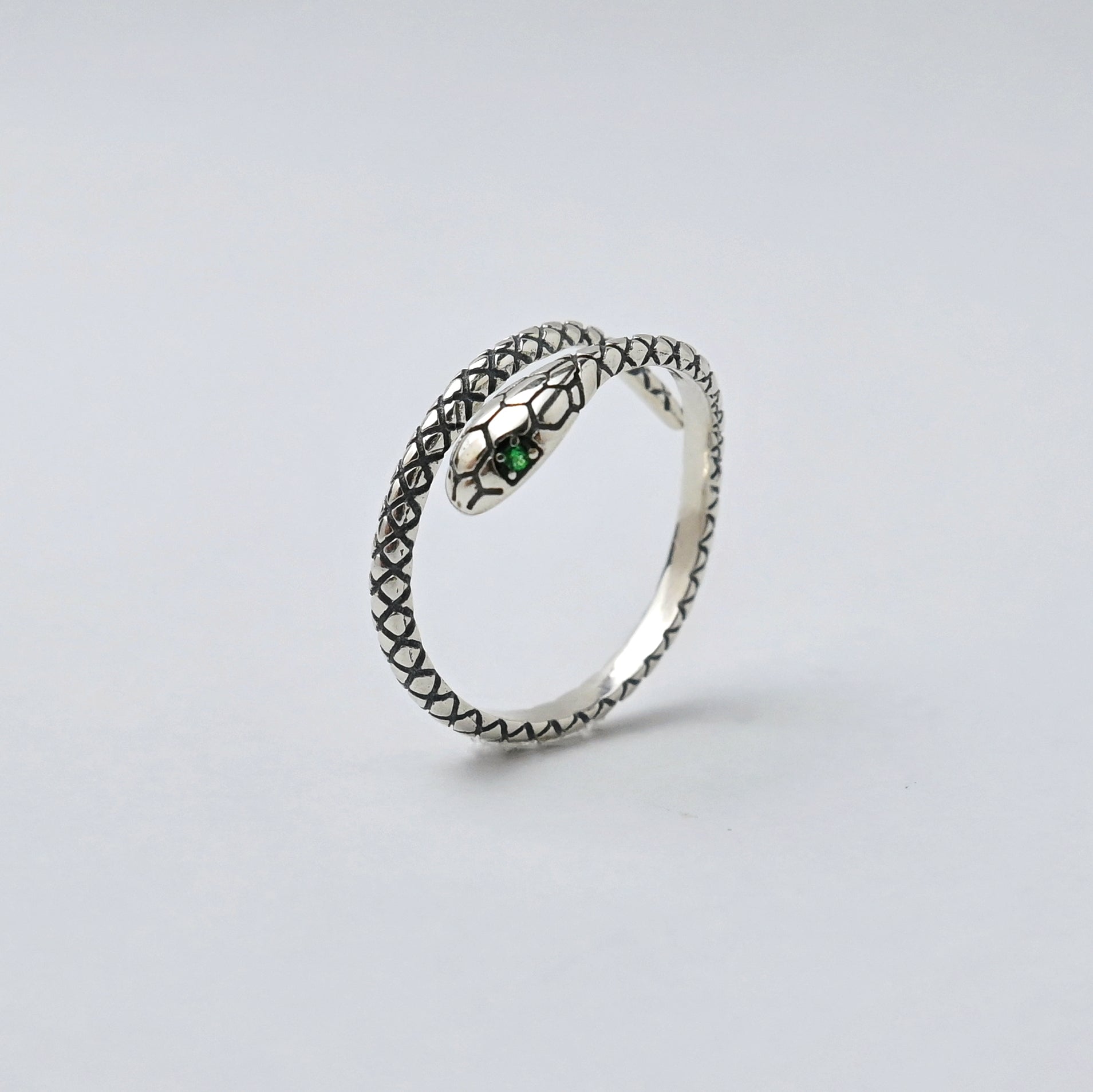 925 Silver Green Diamond Spirit Snake Ring